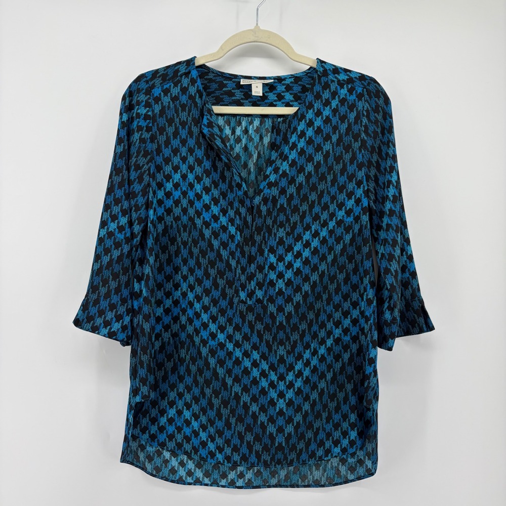 Dana Buchman Womens Small Blue Geometric 3/4 Sleeve Split Neck‎ Blouse Tunic